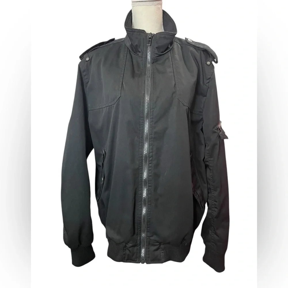 H&M Black Utility Bomber Jacket Men’s 46R Quilted Zip Military Style
